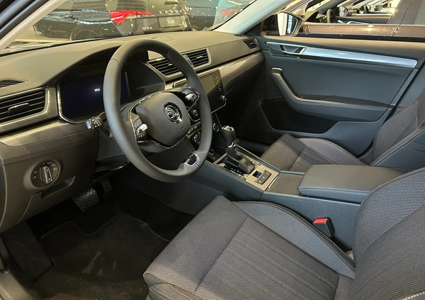 Skoda Superb cena 155190 przebieg: 1, rok produkcji 2023 z Dolsk małe 704